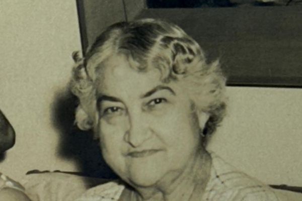 Compromiso que nació en el corazón de una mujer samaria: doña Antonia Magri Simonds de Guerrero.