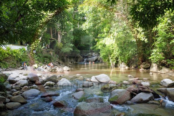 Una cascada escondida entre montañas; así te recibe el Paso del Mango en Santa Marta. Derechos Reservados/ELINFORMADOR