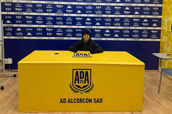 Juan Antonio Gnecco, portero samario de 9 años, entrena actualmente con las categorías formativas del AD Alcorcón, en España, tras destacar en torneos nacionales e internacionales. Foto cortesía 