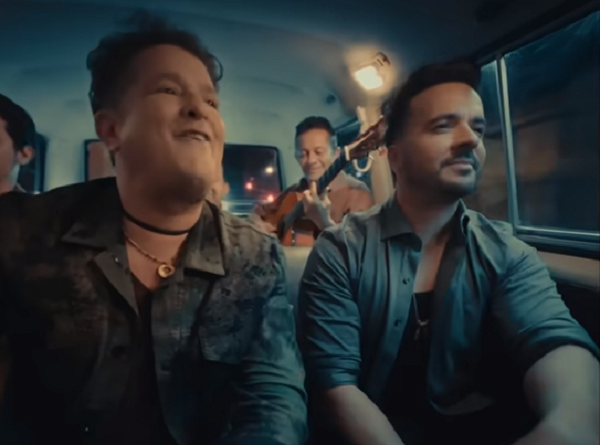 Luis Fonsi y Carlos Vives grabaron juntos en el sencillo Santa Marta, del álbum "El Viaje"