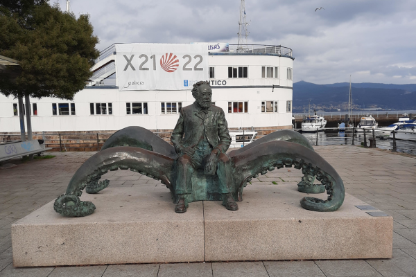 Autores como H.G. Wells, Isaac Asimov y Arthur C. Clarke reconocieron la influencia de los conceptos innovadores y el imaginativo universo de Verne en sus propias obras. (Foto EFE/Juan A. Medina