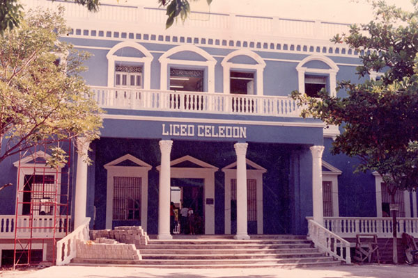 Exterior del Colegio Liceo Celedón en Santa Marta en el mes de mayo del año 1997. Foto derechos reservados EL INFORMADOR