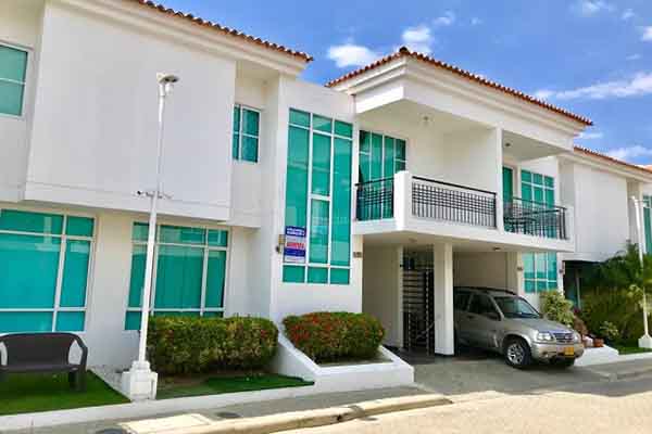 El sector inmobiliario de Santa Marta afronta el 2026 con cautela debido al contexto electoral, pero mantiene expectativas positivas en segmentos clave.