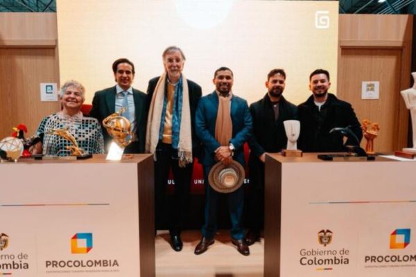 Delegación de La Guajira durante la Feria Internacional de Turismo en Madrid, promoviendo el territorio con identidad. Foto La Guajira Hoy
