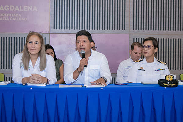 El evento presidido por Pablo Vera Salazar, Rector de la Alma Mater ante los decanos y miembros del consejo directivo de la agremiación.