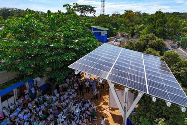 Con el uso de paneles solares se empiezan a implementar sistemas con energías renovables en el departamento de Córdoba.