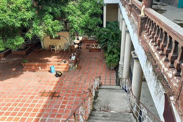 Los barrotes en concreto que en algún momento fueron llamativos están muy deteriorados. Foto Derechos reservados/EL INFORMADOR