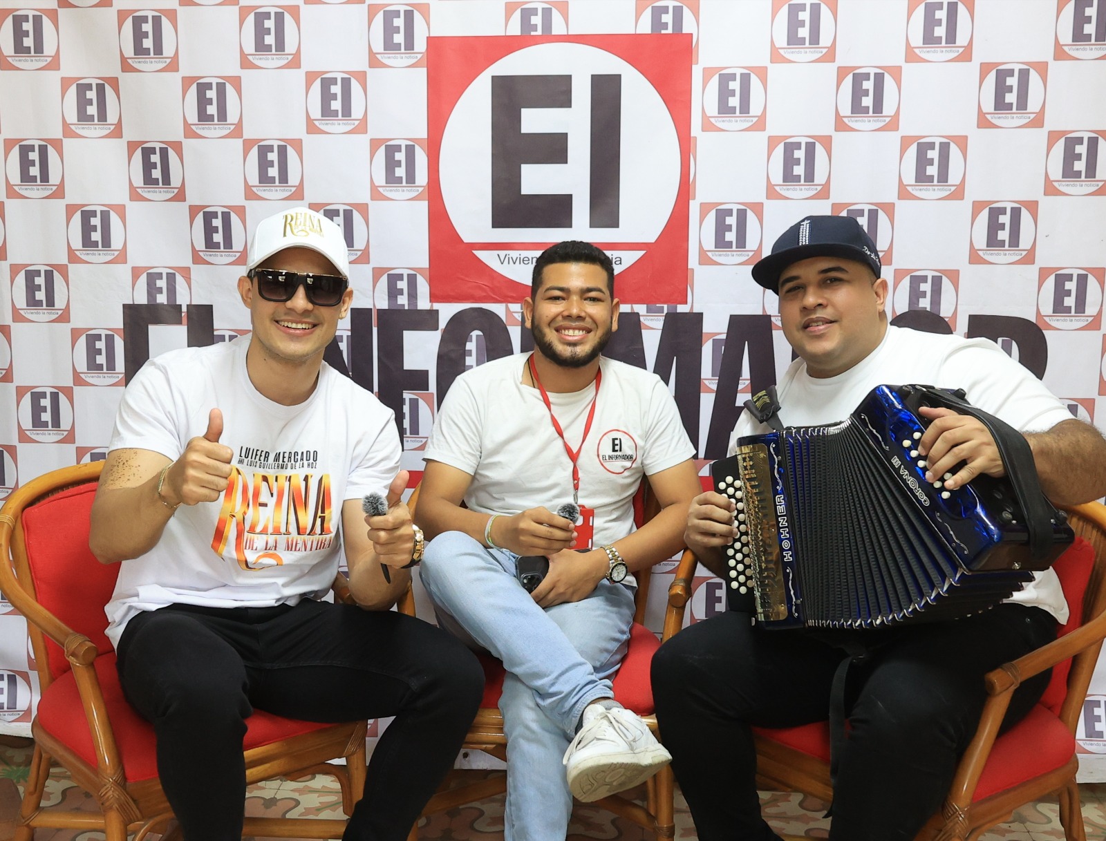 Luifer Mercado, cantante; Juan Mozo, periodista de EL INFORMADOR; Luis Guillermo De La Hoz, cantautor y acordeonero. Foto derechos reservados EL INFORMADOR