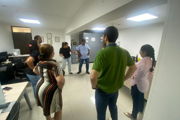 Los terapeutas ocupacionales emplean, junto a otras áreas médicas, estrategias para que los individuos con enfermedades y dolores crónicos puedan llevar una vida tranquila. Foto cortesía Nancy Joly