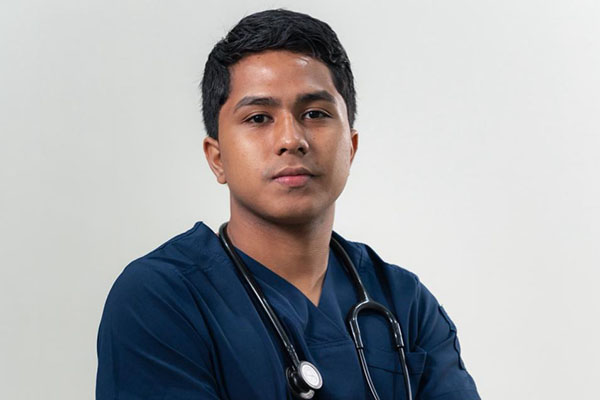 Médico interno Jesús Torres.Foto cortesía