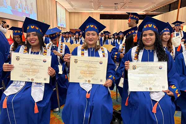 Graduandos de diferentes regiones del país compartieron mensajes de agradecimiento, resaltando cómo la educación recibida a través del CREO les permitió creer en sus capacidades. Foto Unimagdalena