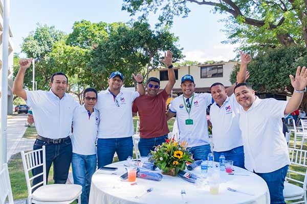 De izquierda a derecha: Edwin Causado Rodríguez, Edgardo Escorcia Caballero, Ellery Chacuto López, José Lara Orozco, Carlos García Yerena, Johann Lafaorie Rivera y José Polo Pasos. De izquierda a derecha: Edwin Causado Rodríguez, Edgardo Escorcia Caballero, Ellery Chacuto López, José Lara Orozco, Carlos García Yerena, Johann Lafaorie Rivera y José Polo Pasos.