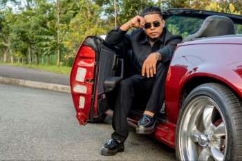 Con este lanzamiento, Osman reafirma su versatilidad artística y consolida un año lleno de logros. Foto: Prensa Osman