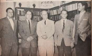 ”No existe en el medio municipal samario ni en el ámbito departamental magdalenense, ninguna otra figura tan acatada ni tan desatendida, tan vituperada ni tan elogiada, como es el muy popular y muy prestigioso ‘Pepe’ Vives’”