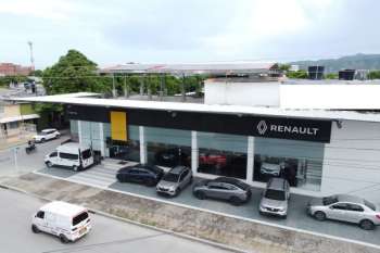 Sede de Tayrona Automotriz en Santa Marta, en la Avenida del Río #18-11 esquina.